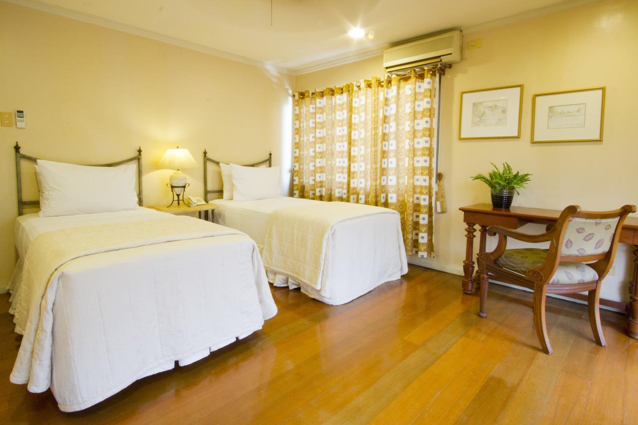 Sophia Suites Residence Hotel Cebu Kültér fotó