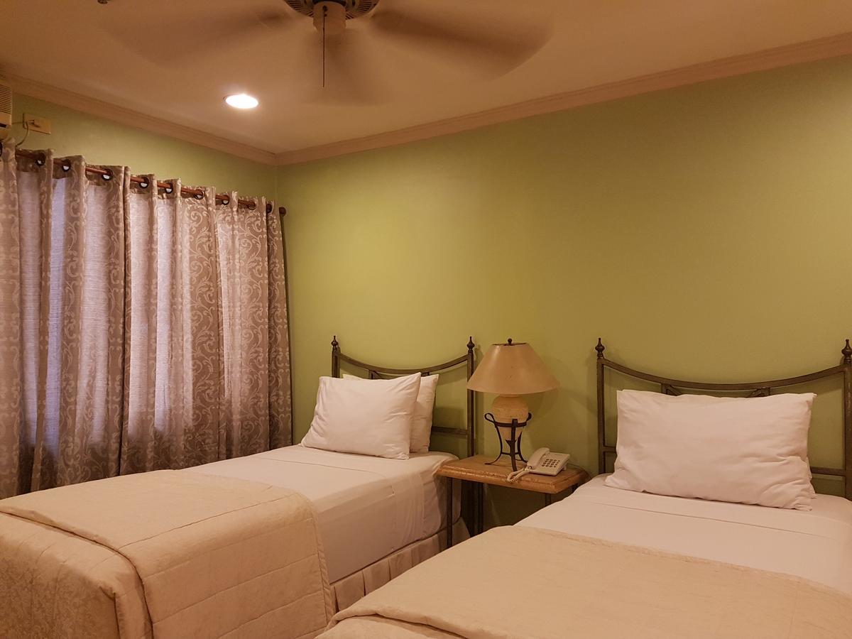 Sophia Suites Residence Hotel Cebu Kültér fotó